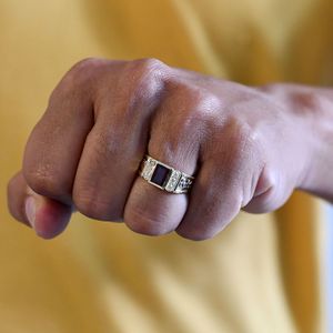 Anel Formatura 1772 Pedra Natural em Ouro 18k